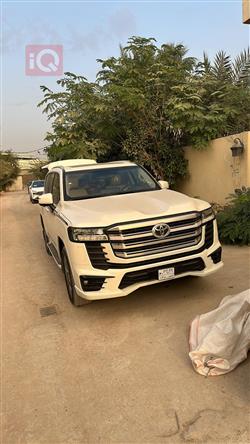 تويوتا لاندكروزر